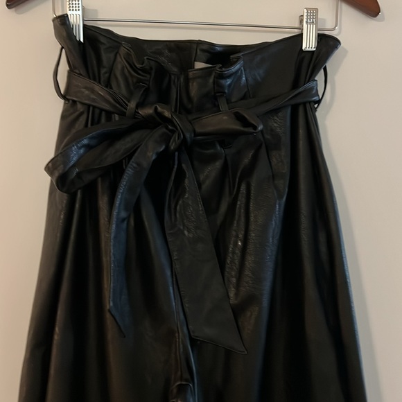 Commando Faux Leather Paperbag Pants Black Ankle Length Size Large - Picture 3 of 7